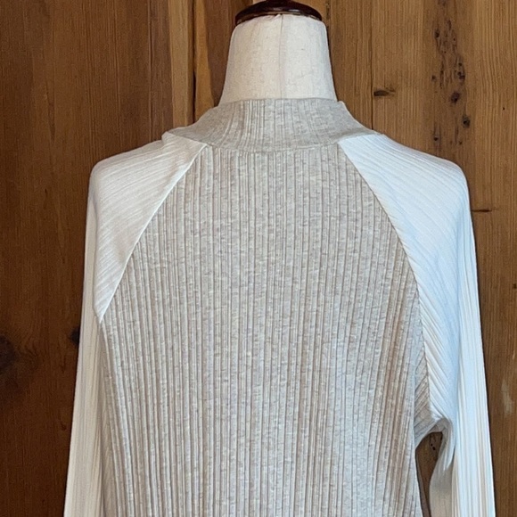 GILLI USA Ribbed Multi Color Mock Neck Long Sleeve Cotton Stretch Top Sz. M - Picture 6 of 8